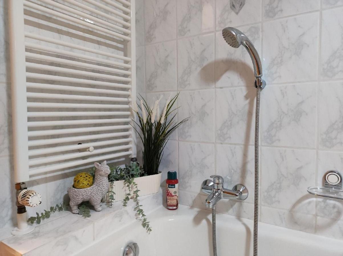 Ferienwohnung Schaefer Mit Direktem Zugang Zum Garten Windberg Exterior photo