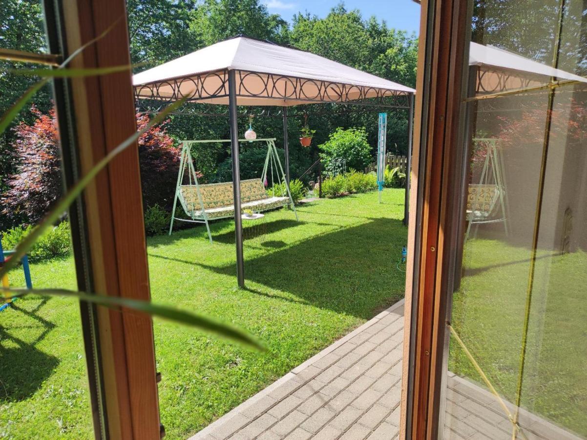 Ferienwohnung Schaefer Mit Direktem Zugang Zum Garten Windberg Exterior photo
